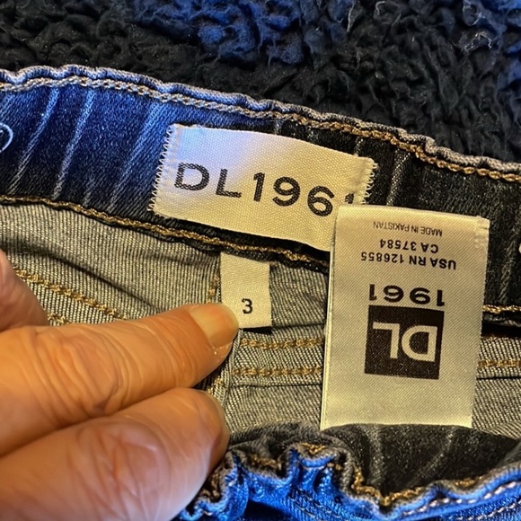 Sold-DL1961 toddler girl jeans - Picture 4 of 4